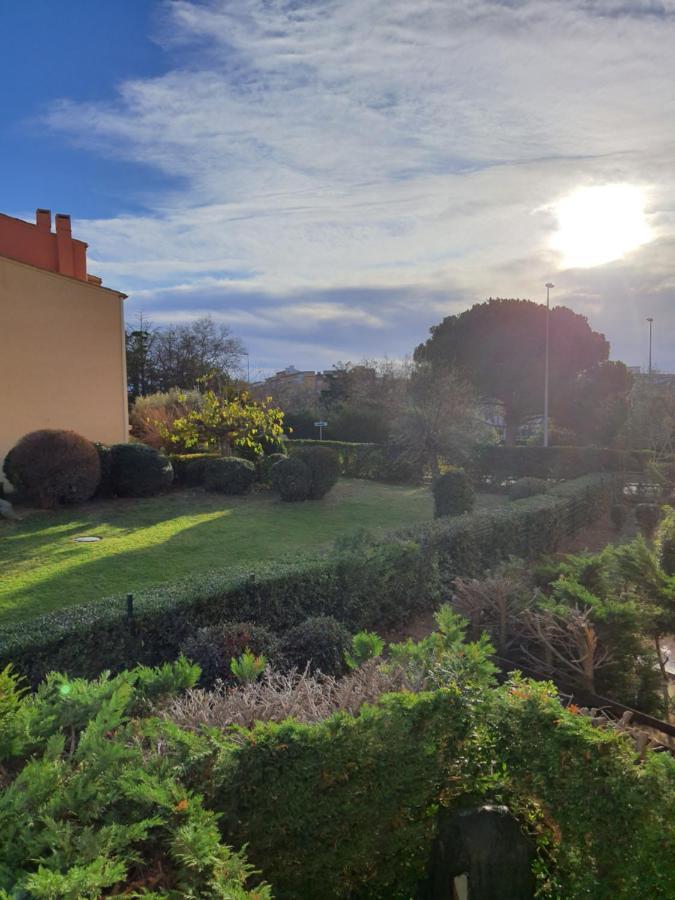 Studio 16 Le Cap D'Agde Avec Parking Prive Proche Du Centre Exterior photo